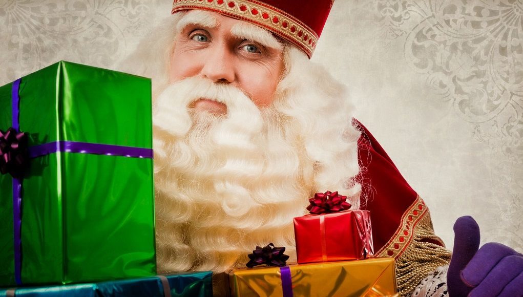 bigstock-sinterklaas-with-gifts-Vintag-264685351-compressor
